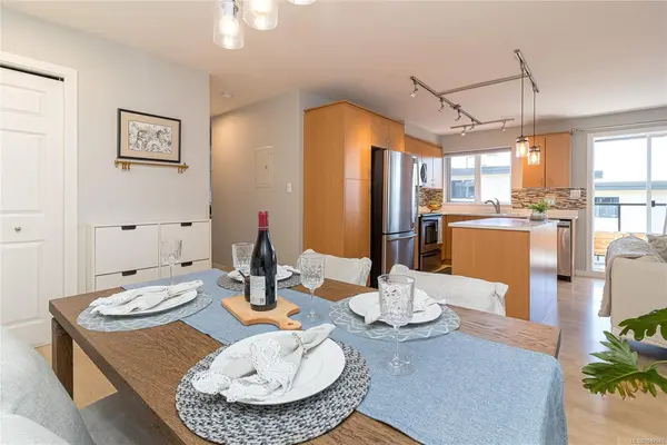 2940 Harriet Rd #404, Saanich BC V9A 1T3 - 2 bed, 2.0 bath in Saanich