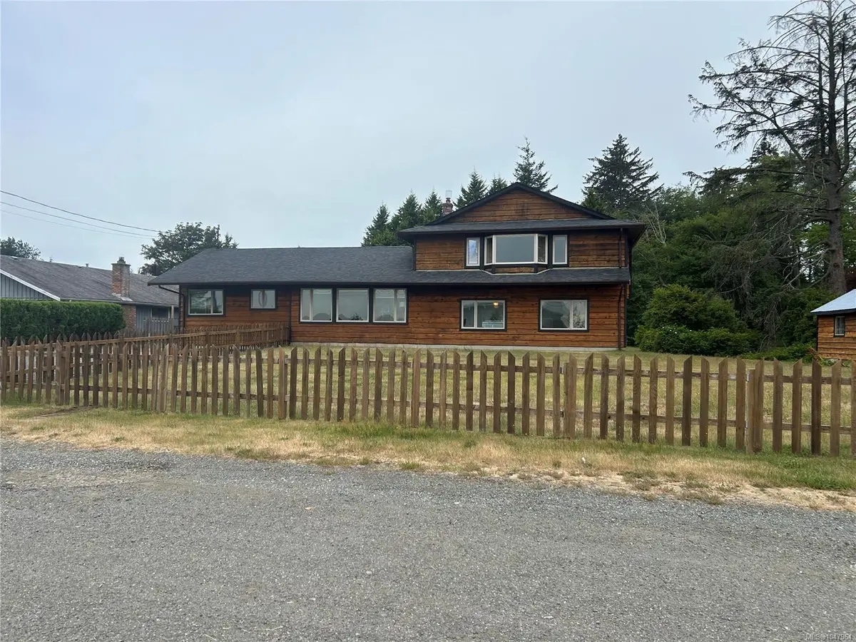 3910 Island Hwy S, Campbell River BC V9H 1M1
