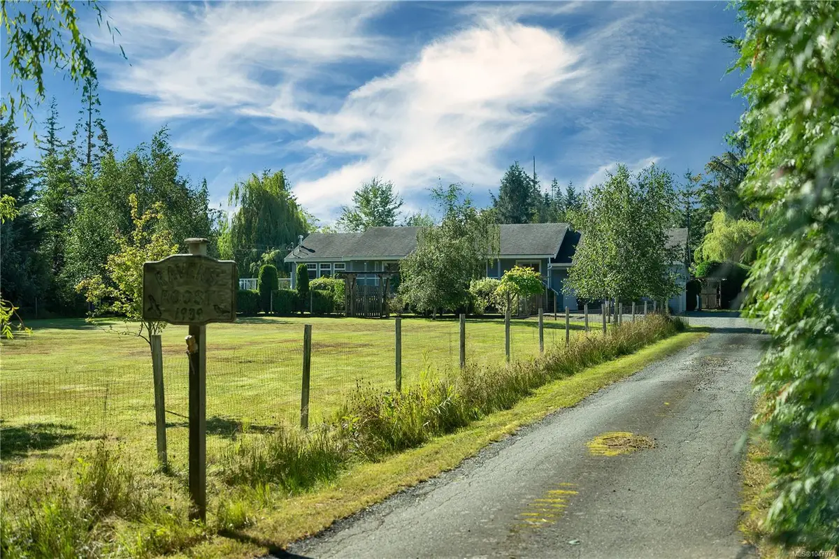 1939 Shetland Rd, Campbell River BC V9W 3Y5