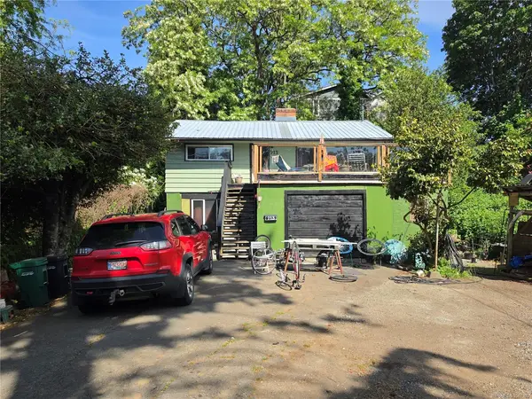 713 Victoria Rd, Nanaimo BC V9R 4R6 - 3 bed, 2 bath property for sale in Nanaimo