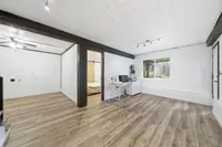 View 32