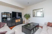 View 32