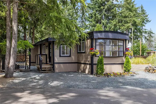 1247 Arbutus Rd #66, Parksville BC V9P 1R3 - 2 bed, 2.0 bath in Parksville