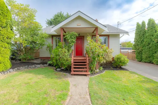 350 Vincent Ave, Saanich BC V9A 2G7 - 2 bed, 2 bath property for sale in Saanich