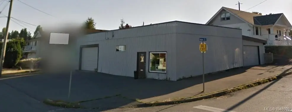 702 Haliburton St #1, Nanaimo BC V9R 4W7