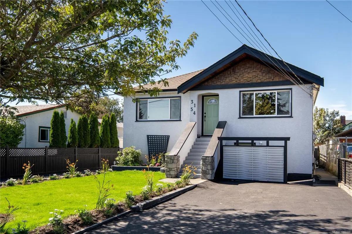 3154 Millgrove St, Saanich BC V9A 1X6