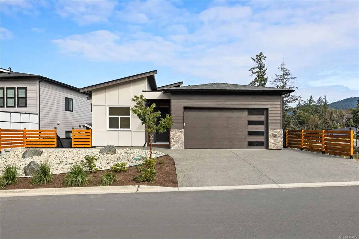 3334 Woodrush Dr, Duncan BC V9L 0J9