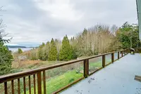 View 16