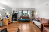 View 16