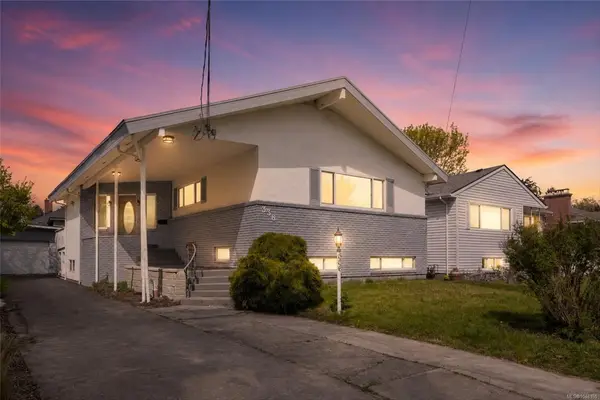 336 Stannard Ave, Victoria BC V8S 3M4 - 6 bed, 3.0 bath in Victoria