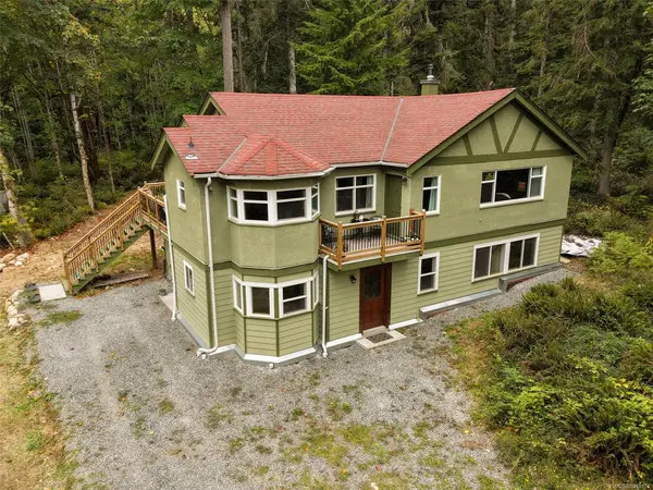 7775 Cowichan Lake Rd, Lake Cowichan BC V0R 2G0 - 4 bed, 2 bath property for sale in Lake Cowichan