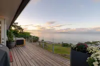 View 25