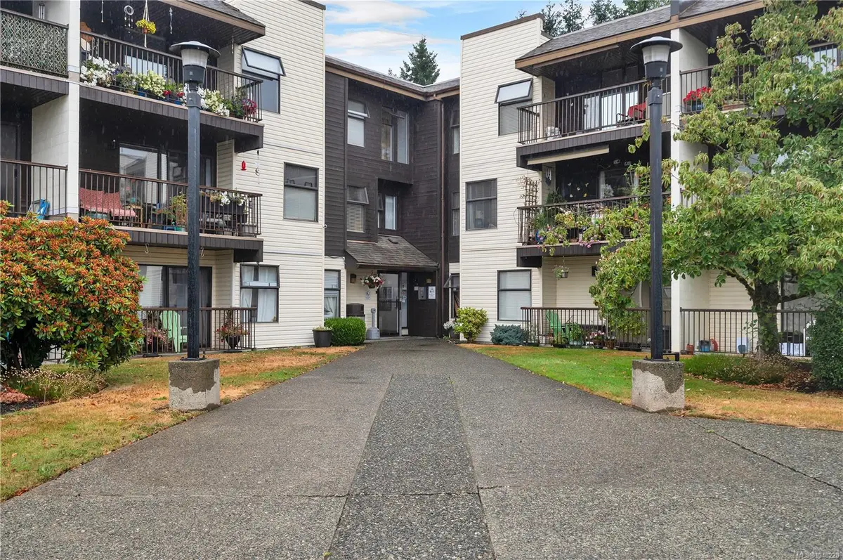 585 Dogwood St S #113, Campbell River BC V9W 6T6