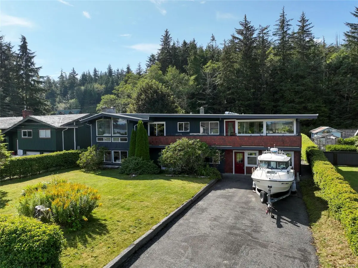 6420 Chatham Ave, Port Hardy BC V0N 2P0