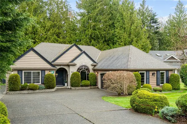 564 Hazelwood Pl, Qualicum Beach BC V9K 1A1 - 3 bed, 3 bath property for sale in Qualicum Beach