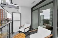 View 25