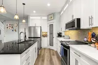 View 10