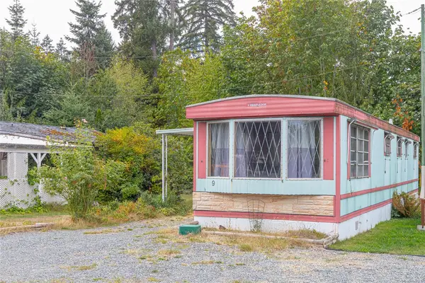 1572 Seabird Rd #9, Cassidy BC V9G 1L4 - 2 bed, 1.0 bath in Cassidy