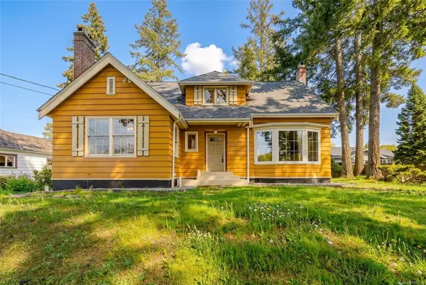 4749 Leslie Ave, Port Alberni BC V9Y 6R8 - 4 bed, 2.0 bath in Port Alberni