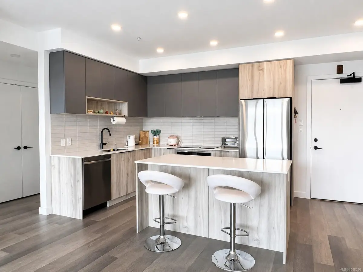 #311 - 3564B Ryder Hesjedal Way #311, Colwood BC V9C 0V4