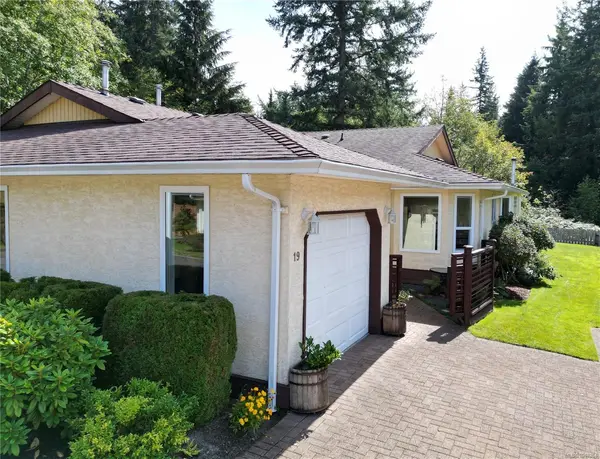 605 Rockland Rd #19, Campbell River BC V9W 7X1 - 2 bed, 2 bath property for sale in Campbell River