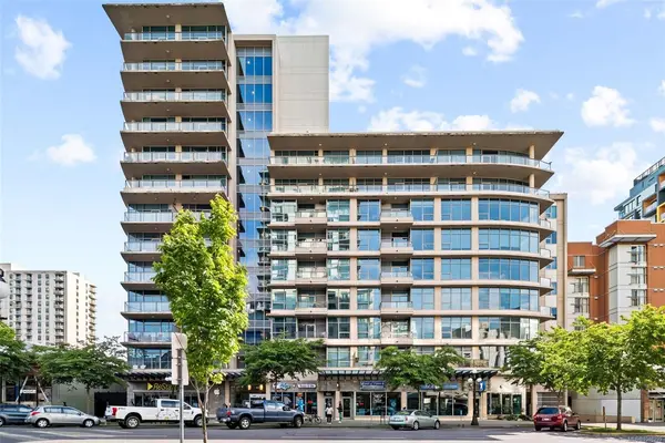 845 Yates St #401, Victoria BC V9C 1V2 - 1 bed, 1.0 bath in Victoria