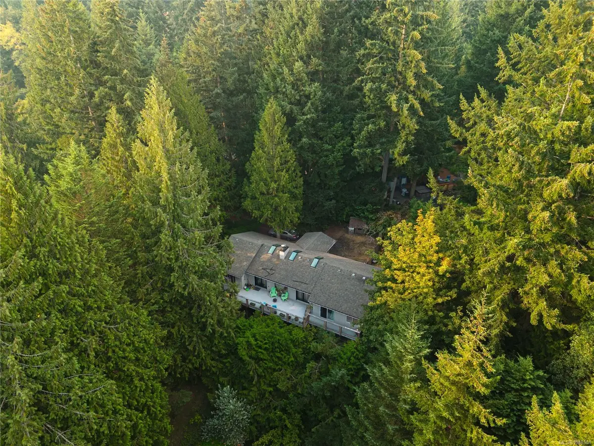 2344 Damascus Rd, Shawnigan Lake BC V0R 2W1