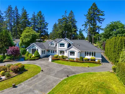 2415 Departure Bay Rd, Nanaimo BC V9S 3W1