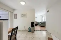 View 10