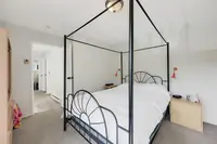 View 25
