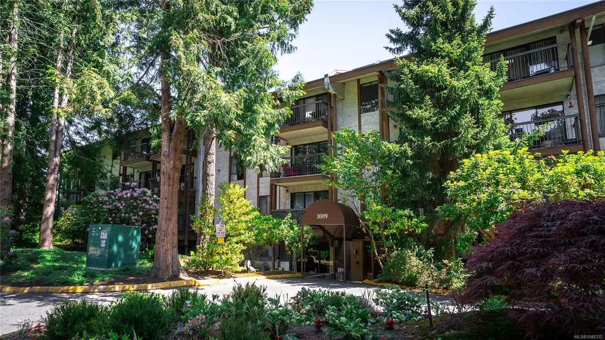 1009 Mckenzie Ave #118, Saanich BC V8X 4B1
