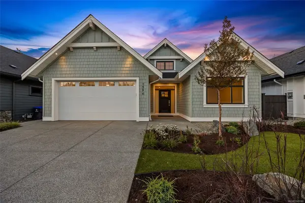 1596 Crown Isle Blvd, Courtenay BC V9N 9X5 - 4 bed, 3 bath property for sale in Courtenay