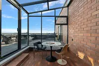 View 16