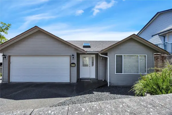 4771 Fairbrook Cres, Nanaimo BC V9T 6M6 - 4 bed, 2.0 bath in Nanaimo