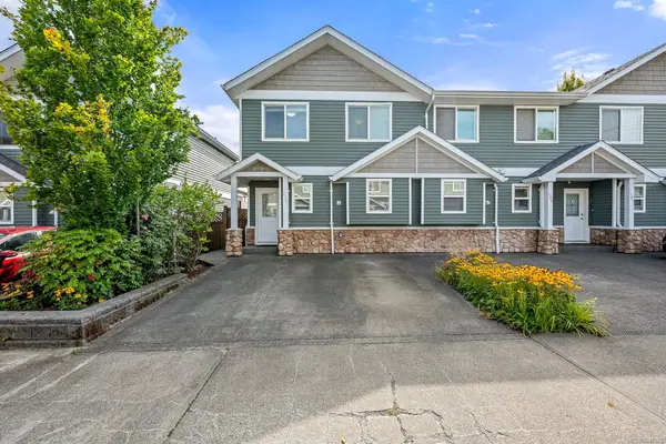 170 Centennial Dr #105, Courtenay BC V9N 9V7 - 3 bed, 2.0 bath in Courtenay