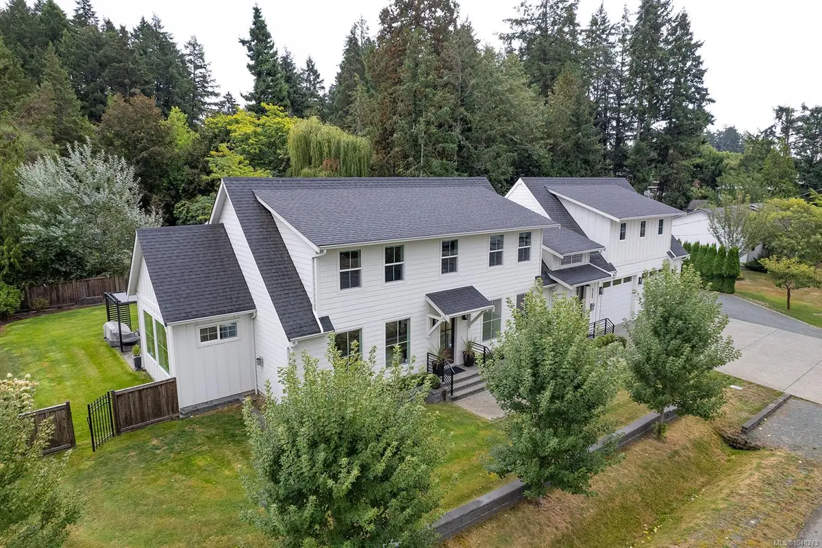 6289 Meadow Park Rd, Duncan BC V9L 4K7