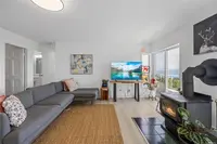 View 10
