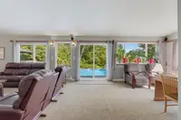 View 32