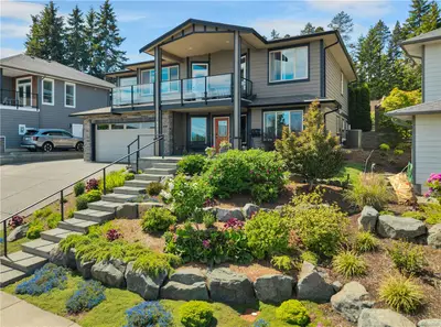 885 Timberline Dr, Campbell River BC V9H 0A8