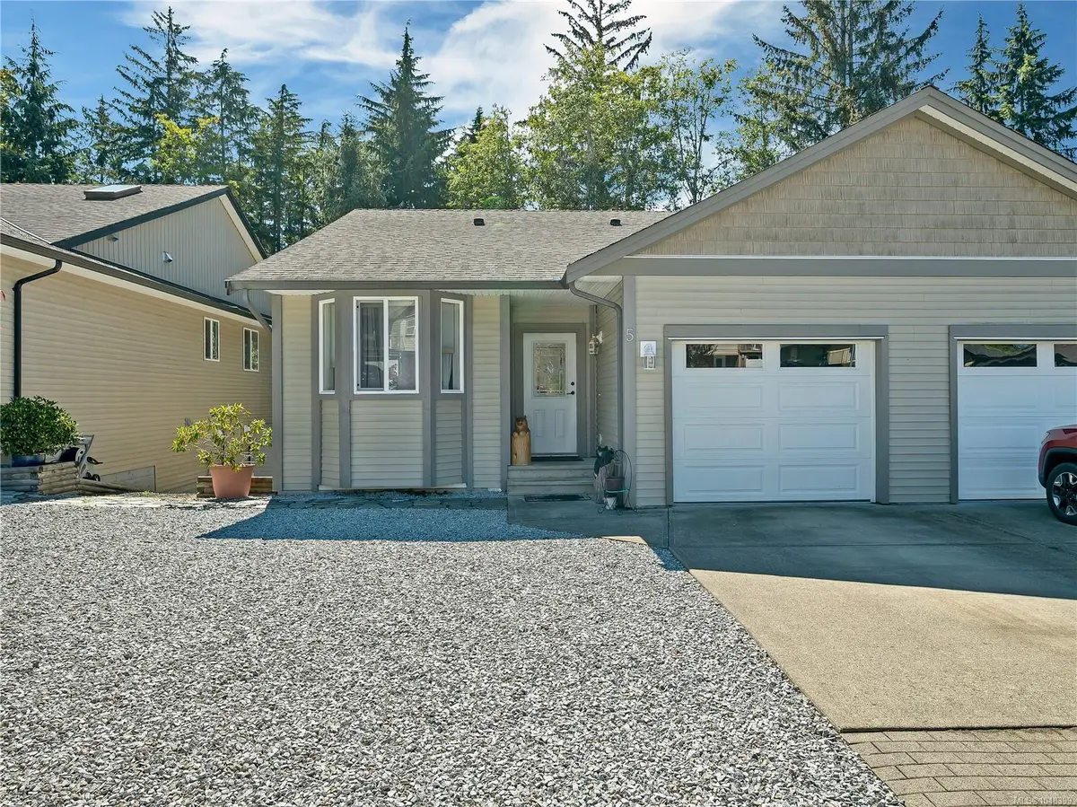 1424 Alder St S #5, Campbell River BC V9W 0B4