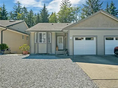 1424 Alder St S #5, Campbell River BC V9W 0B4