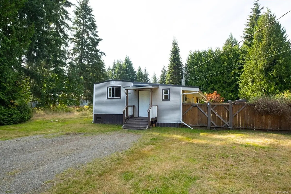 4825 Lambeth Rd, Campbell River BC V9H 1E2