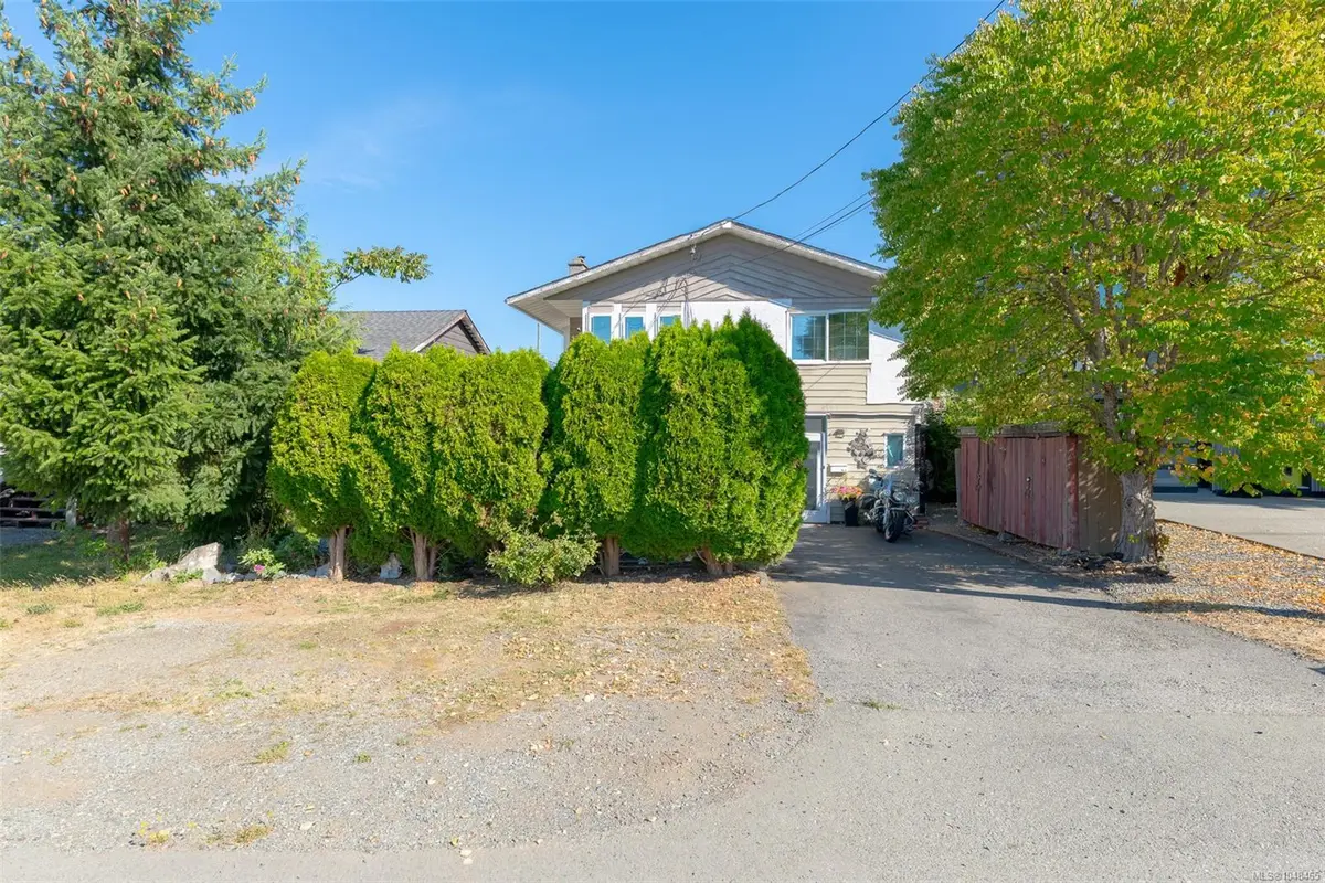 4463 Arrowsmith Rd, Port Alberni BC V9Y 5P4