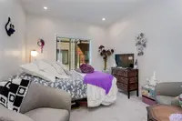 View 10