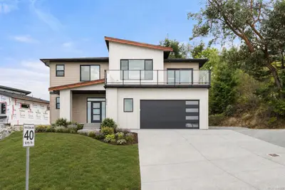 4949 Dixon Lane, Lantzville BC V0R 2H0