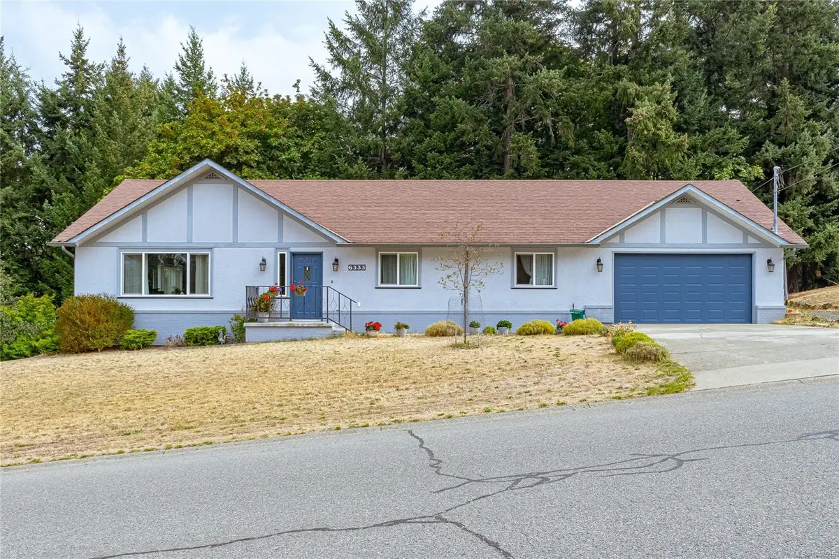 6333 Highwood Dr, Duncan BC V9L 5R3