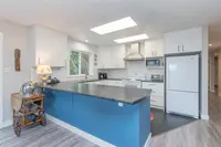 View 10