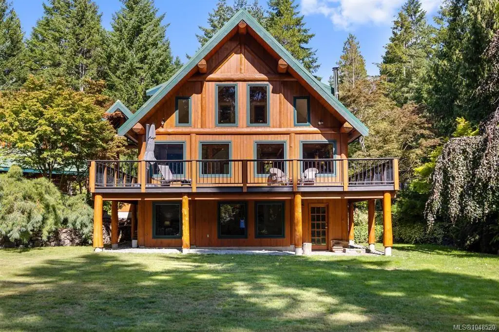 900 Spider Lake Rd, Qualicum Beach BC V9K 2L7