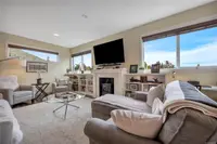 View 16