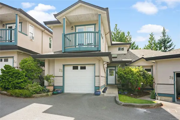 4525 Wilkinson Rd #25, Saanich BC V8Z 5C3 - 3 bed, 3.0 bath in Saanich
